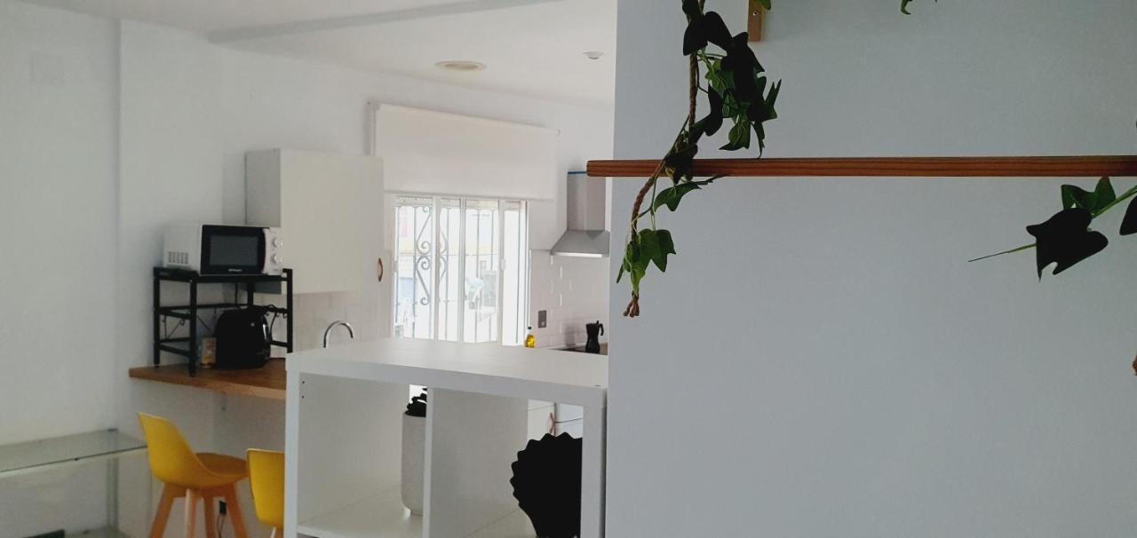 Apartamentos La Libertad Эстепона Экстерьер фото