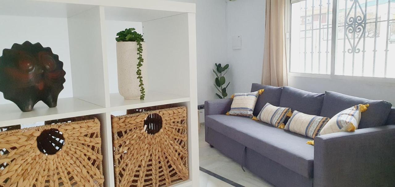 Apartamentos La Libertad Эстепона Экстерьер фото